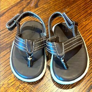 GAP Brown and White Sandals with Cushioned Footbed, NWOT